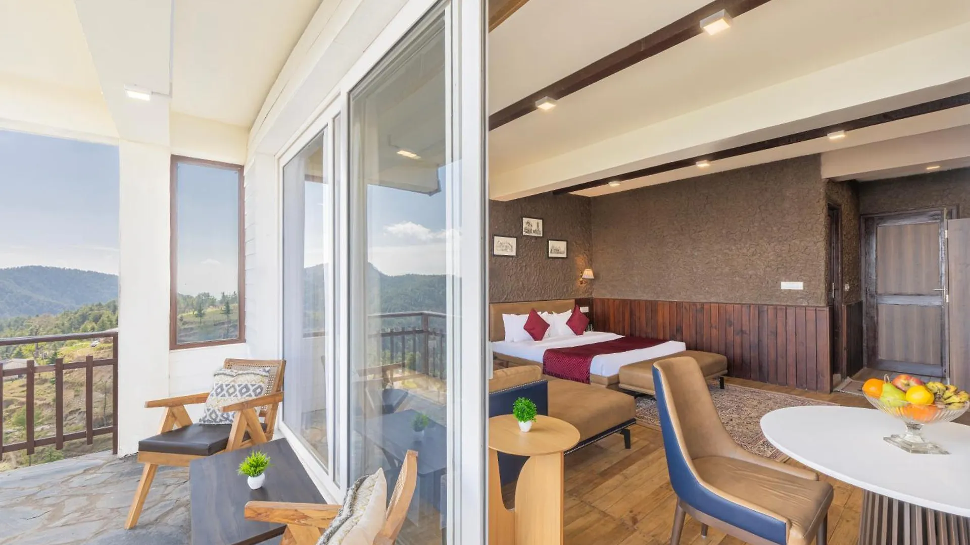 ***  Hotel Wood Winds - A Best Valley View Hotel 심라 인도